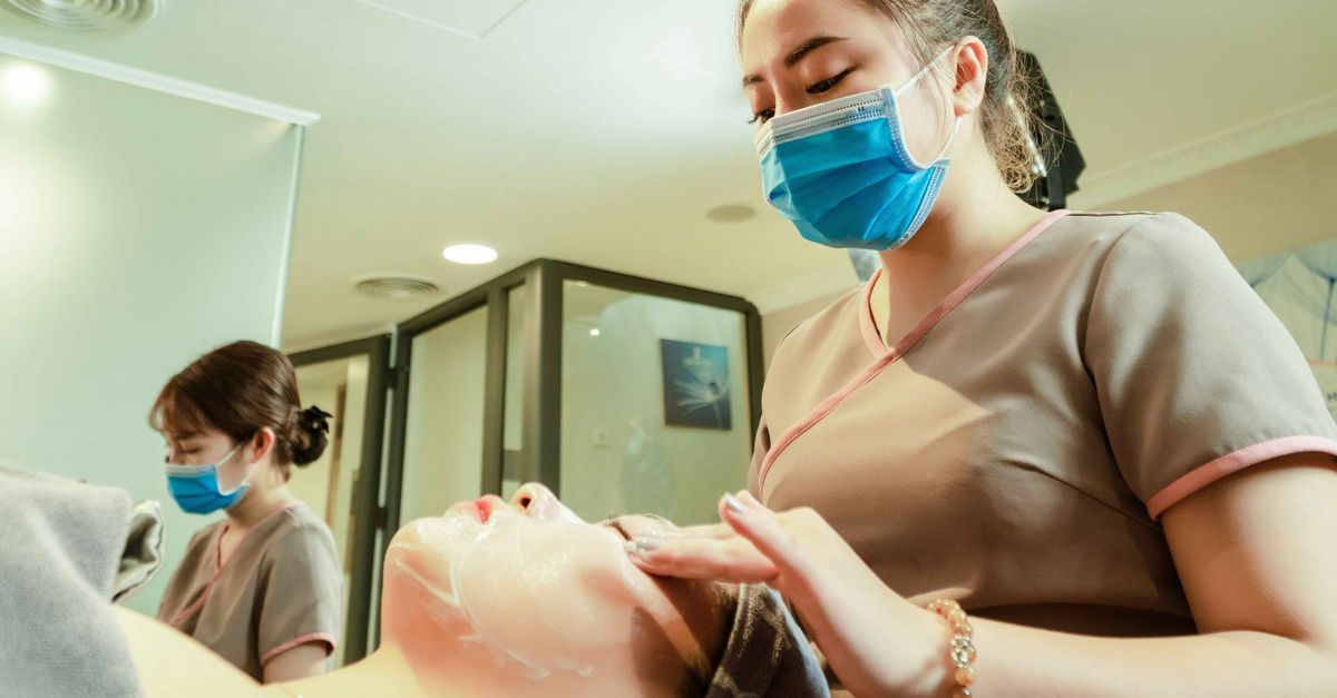Kelola Stok Klinik Kecantikan dengan ERP Lebih Mudah