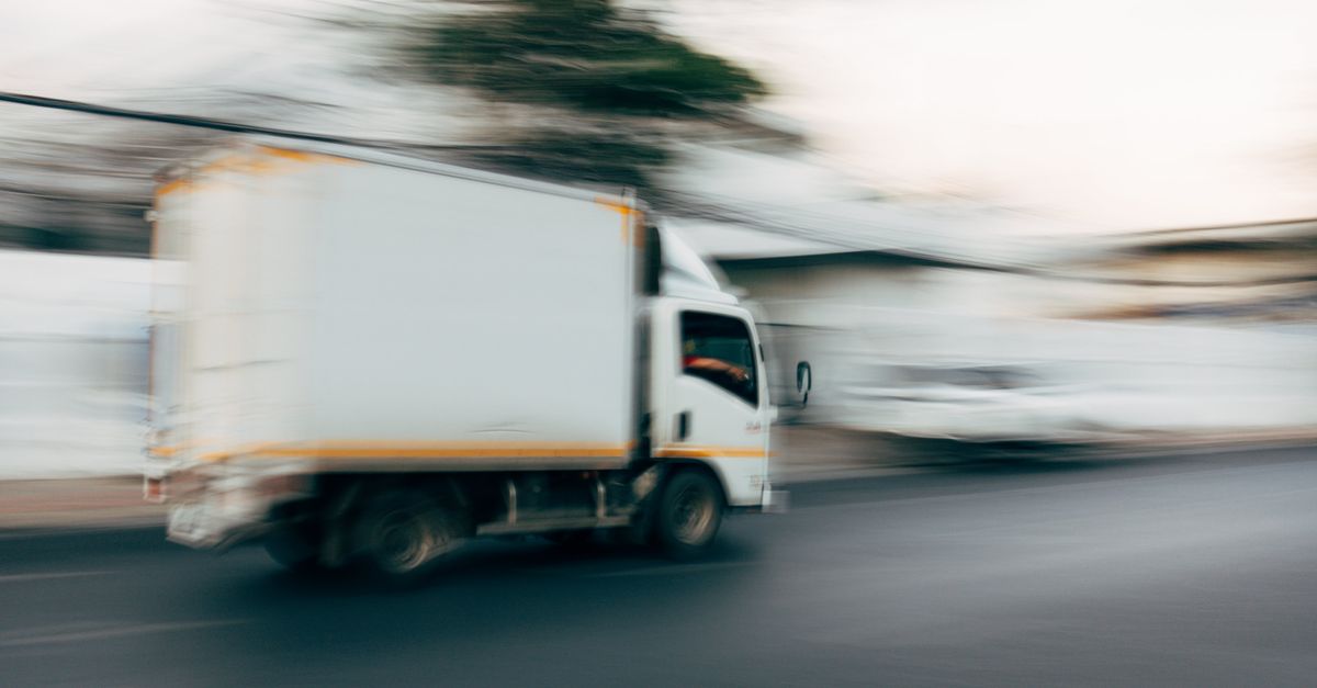 Optimasi Rute Kirim Barang Gudang Lewat AI ERP